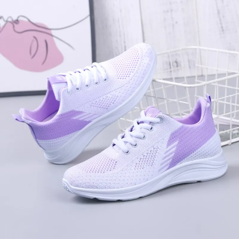 Sepatu lari sol lunak wanita, sneaker olahraga kasual jala tenun ringan musim semi