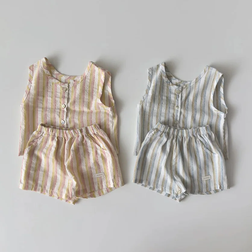 

Новинка лета 2023 года, комплект одежды без рукавов для маленьких девочек, повседневный полосатый жилет + шорты, костюм из 2 предметов, хлопковая одежда для малышей