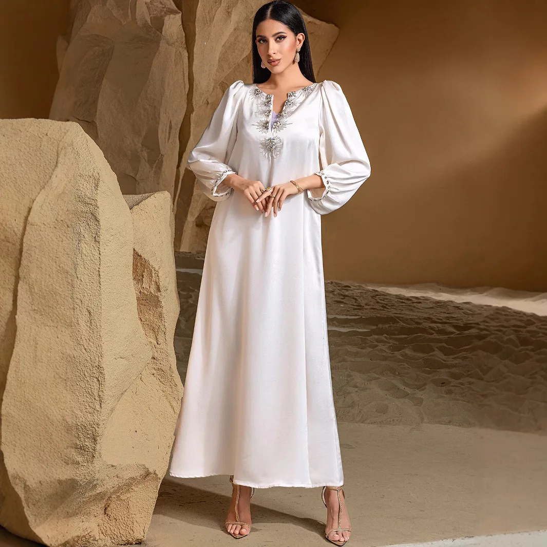 

Muslim Women Dress Abaya Beading Hand-Sewn Diamonds Eid Party Vestidos Largos Caftan Jalabiya Elegant Ramadan Arab Kaftan Robe