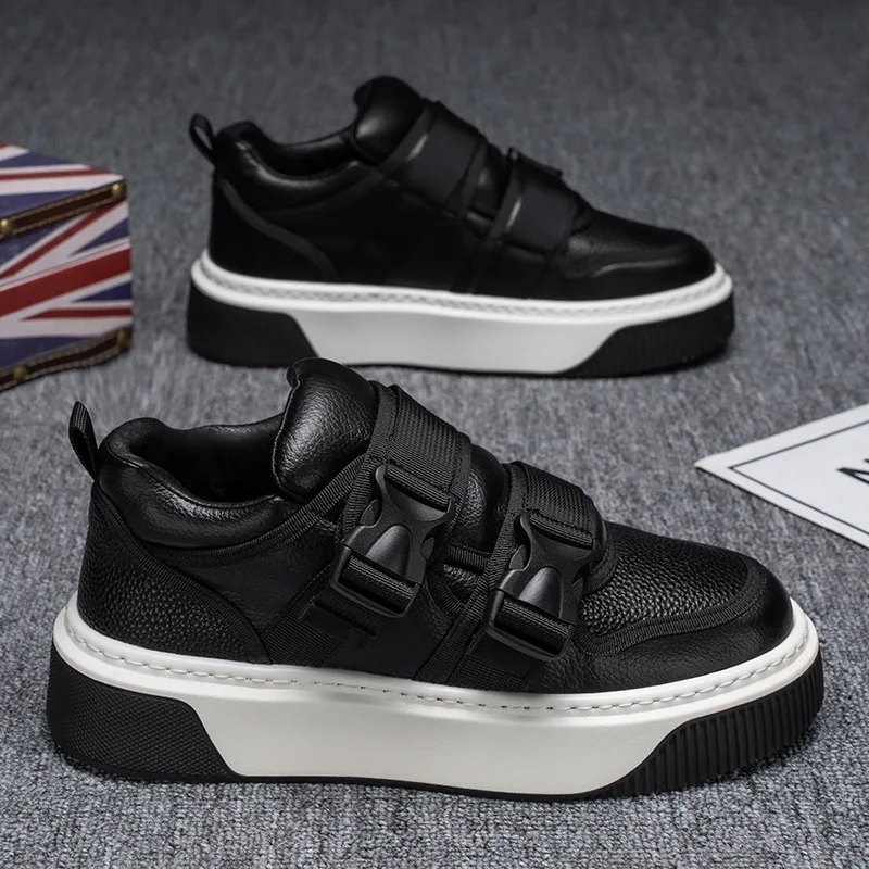 Modne buty sportowe na grubej podeszwie podwyższające wzrost męskie 2025 wiosna nowe buty na rzepy casualowe buty typu board modne uniwersalne sneakersy męskie