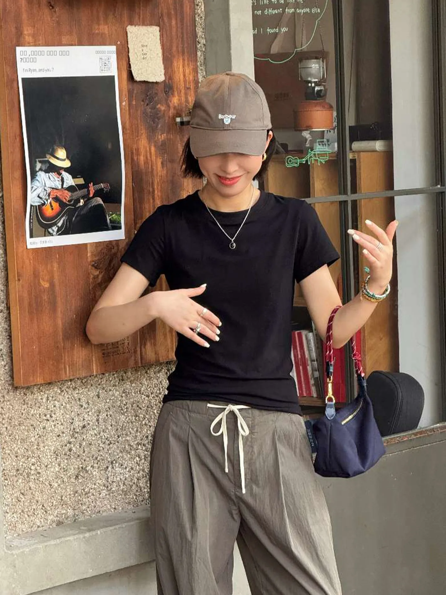 

Slim Fit ort Sve round Ne T-irt Women's Casual Sle Bla Color Summer New Arrival Faion Top by LANGQING TONG