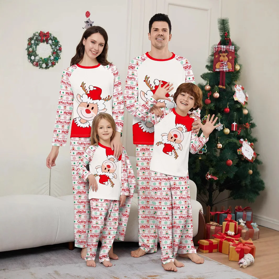 

2025 New Family Christmas Matching Pajamas Xmas Father Mother Kids Clothes Pyjamas Mom And Daughter Son Sleepwear Look Outfits