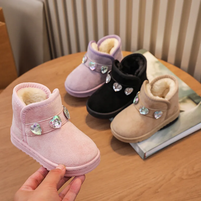 

Winter Classic Kids Snow Boots Outdoor Warm Thermal Girl Rhinestone Ankle Boots Soft Furry Fashion Children Plush Boots Non-slip
