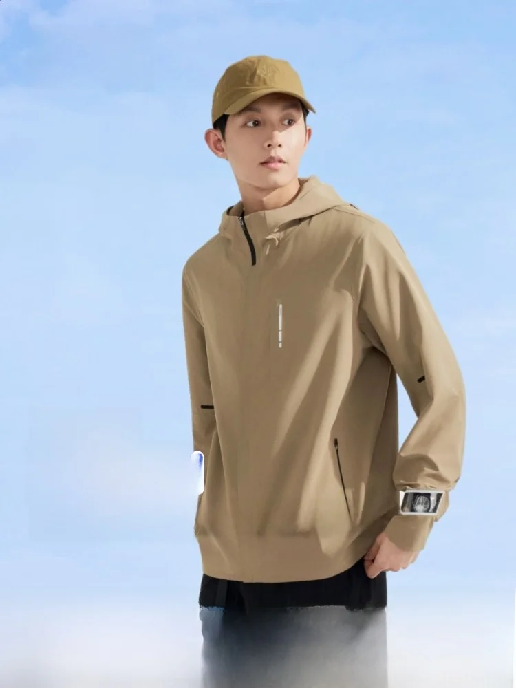 

Мужская одежда Bosideng для активного отдыха: дышащая, комфортная, с защитой от УФ-излучения (UPF00), из ледяного шелка, с длинными рукавами, капюшоном и застежкой-молнией