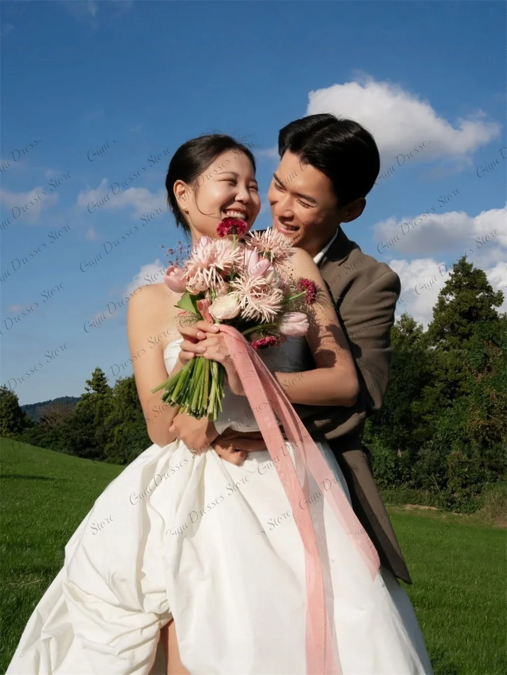 Giyu Simple Strapless High low Korea Wedding Party Dresses Photoshoo Sleeveless Modern Satin Bridal Gown 웨딩드레스 Customized