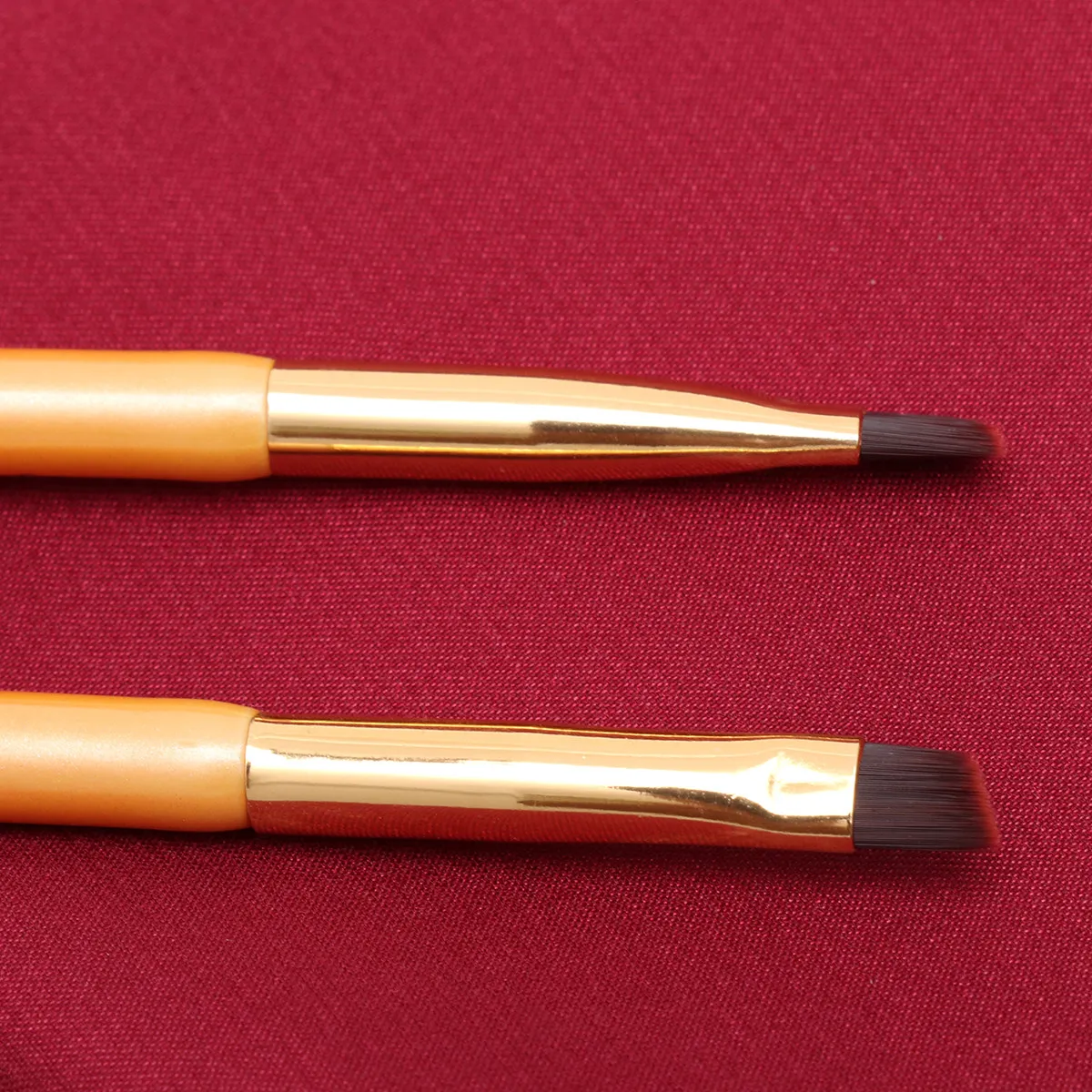3Pcs Angled Eyebrow Brush Set Double Head Design Soft Synthetic Bristles Lightweight Wood Handle Easy Control Precision Brows