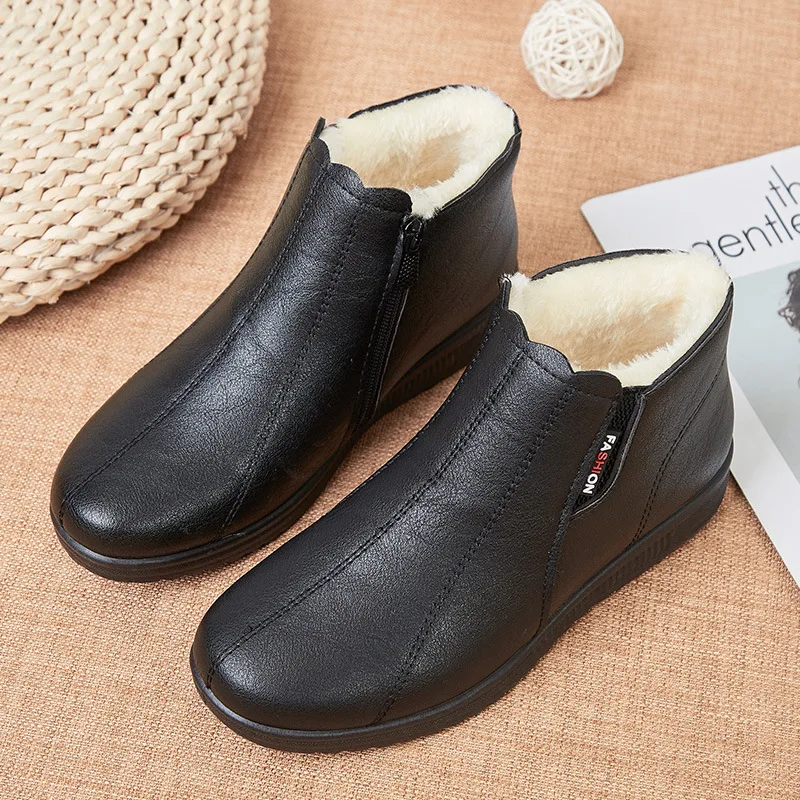 Sepatu wanita kulit lembut bersol lembut, sepatu kulit, sepatu bot pendek, sepatu katun mewah, sepatu bot kulit untuk wanita, sepatu musim dingin