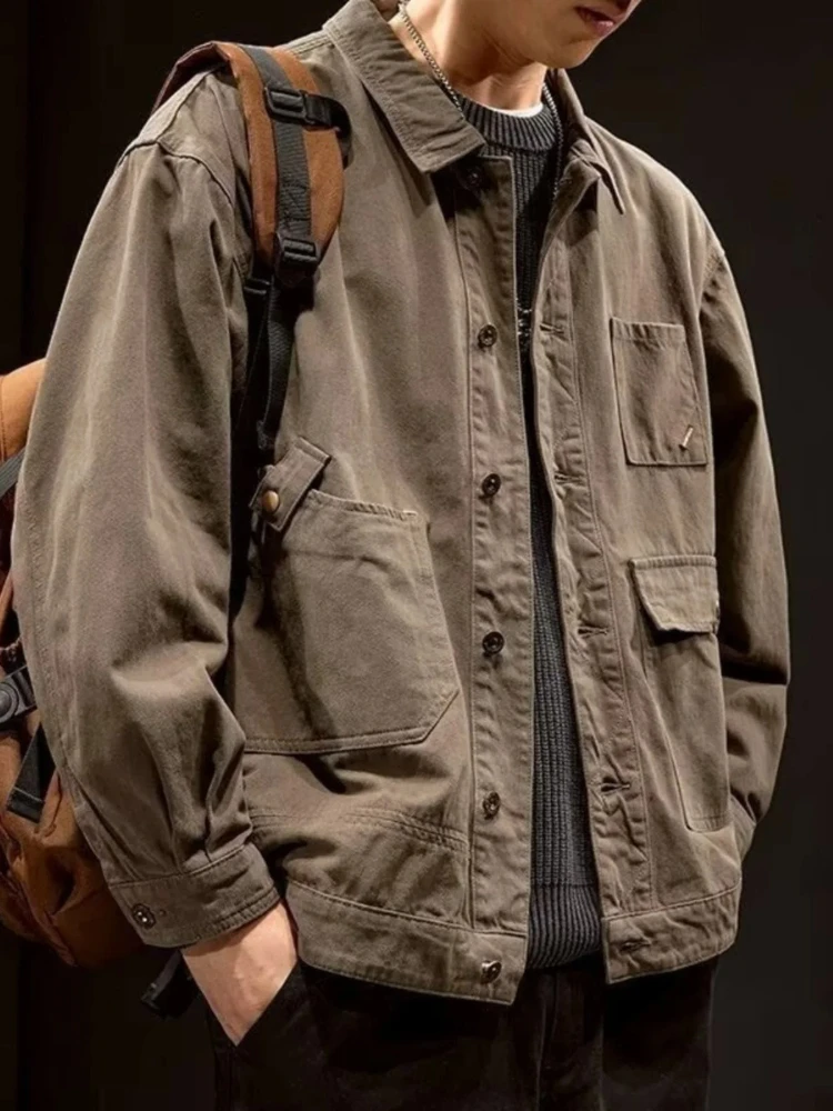 

Мужская джинсовая куртка в корейском стиле в стиле ретро, повседневное весенне-осеннее модное рабочее пальто с длинными рукавами и карманами для молодых мужчин, новинка