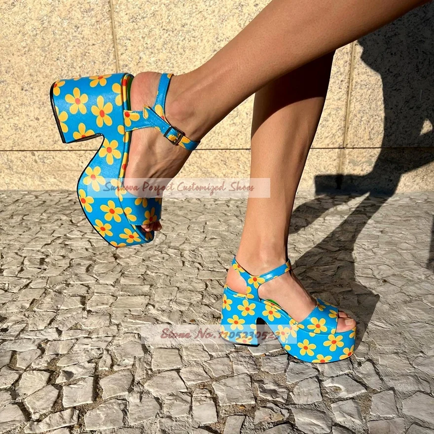 Y2K Flower Printed Platform Sandals Thick Sole Ankle Strap Open Toe Chunky Block Heel Dress Shoes Retro Festival High Heel Shoes