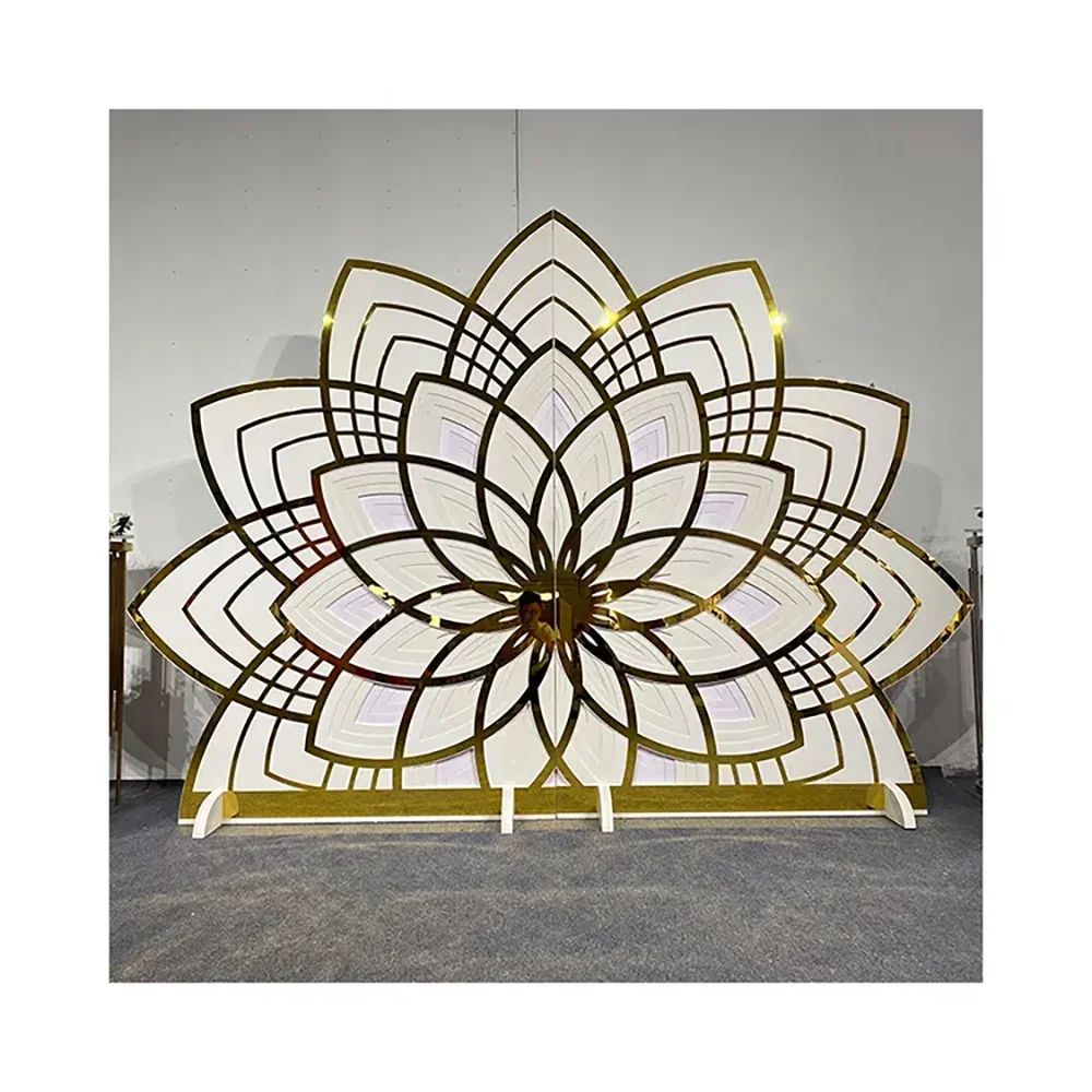 

Gold White Acrylic Lotus Backdrop Arch Backdrop For Wedding Stage Decoration