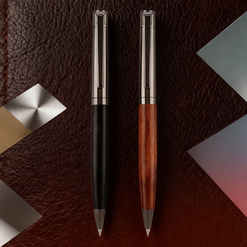 

1 шт., черное дерево, скручивающая ручка из массива дерева, нейтральная ручка для подписи, высококачественная подарочная ручка из черного титана с текстурой дерева