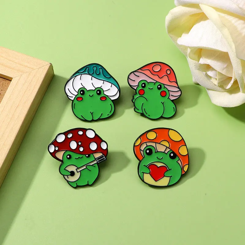 Creative super cute frog mushroom shaped cartoon badge with red heart, metal dripping oil, cross-border animal brooch