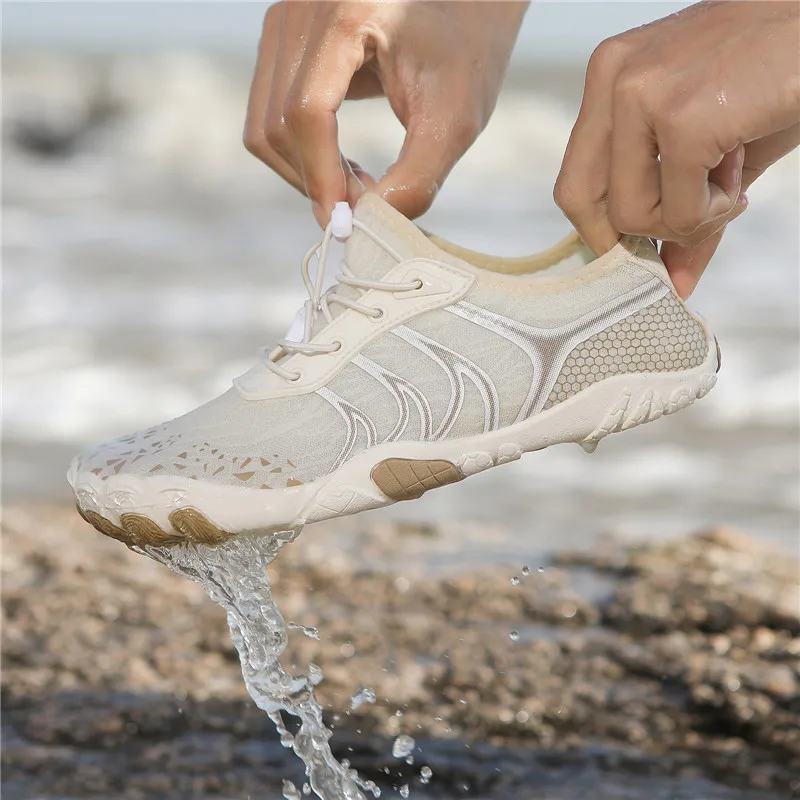 Men Women Print Water Sports Shoes Fast Drainage Breathable Barefoot Beach Shoes Non Slip Outsole for Pool Lake Surfing Fitness
