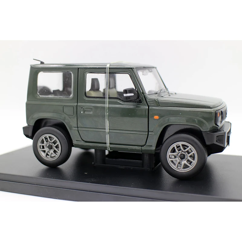 1:24 Scale Suzuki Jimny 2018 Off-road Vehicle Alloy Simulation Car Model Diecast Toy Collectible Ornaments