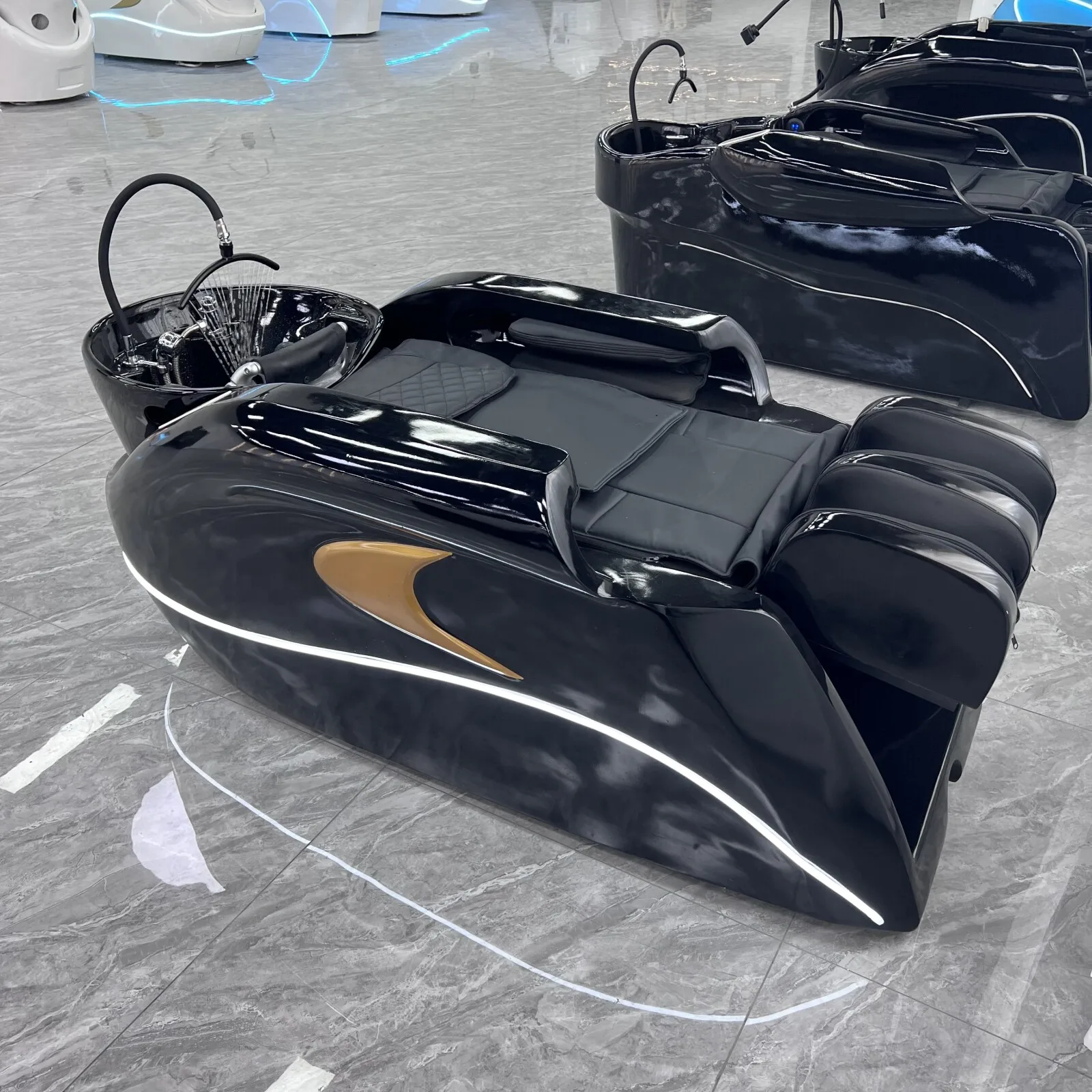高級サロンサービス向けのヘアサロンショップ自動マッサージシャ - Massage Table Accessories Uk のレビューと価格