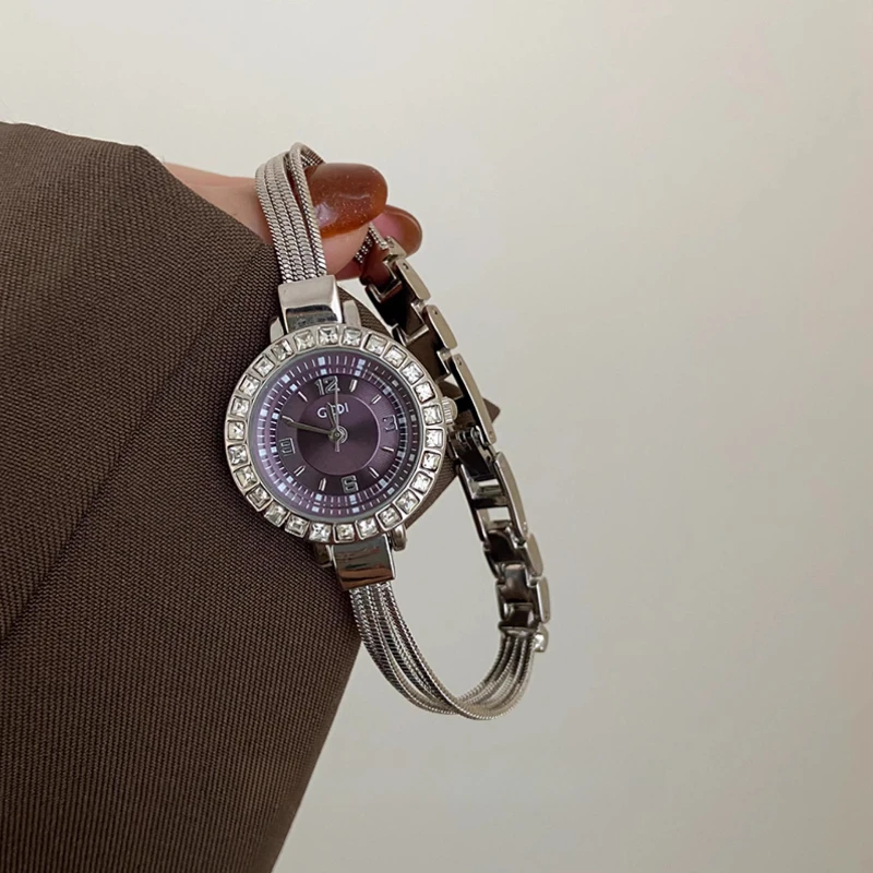 Women's Quartz Watch Diamond Case Roman Numerals Hour Hand Fashion Steel Chain Strap Waterproof Women Watches Luxury