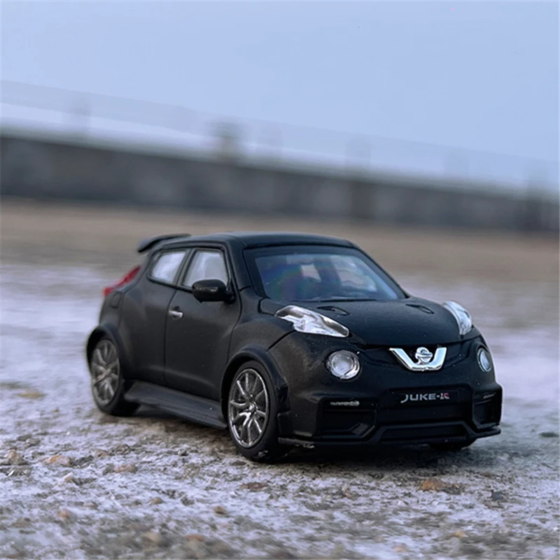 1/64 Nissan JUKE R SUV Alloy Car Model Diecast Metal Toy Mini Car Vehicle Model Simulation Miniature Scale Collection Kids Gift