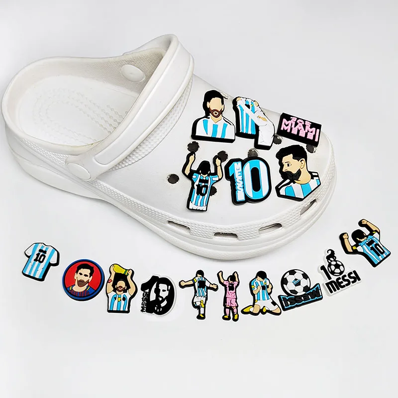 1-16 peças de sapato de desenho animado da série Football Star Mesi, acessórios decorativos encantadores, presentes favoritos das crianças