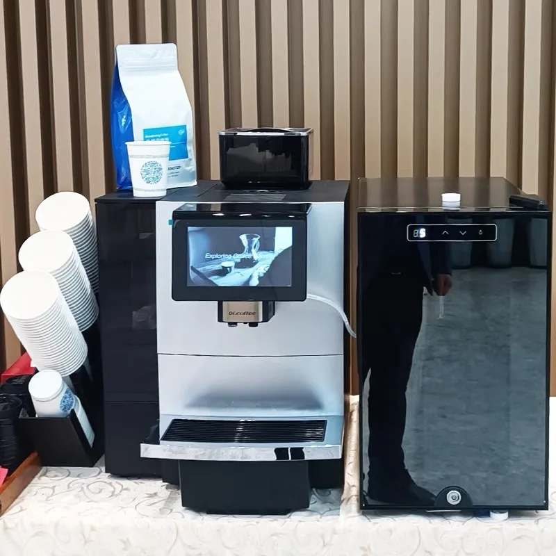 Coffee machine, automatic water supply restaurant Italian beauty
