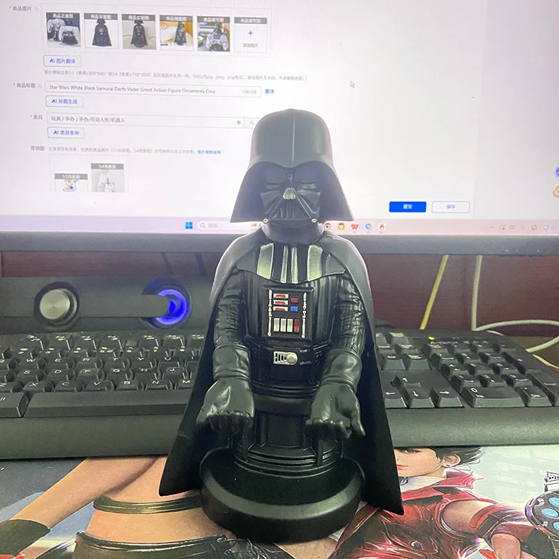 

Star Wars White Black Samurai Darth Vader Groot Action Figure Ornaments Creative Game Handle Phone Holder Model Toy Decoration