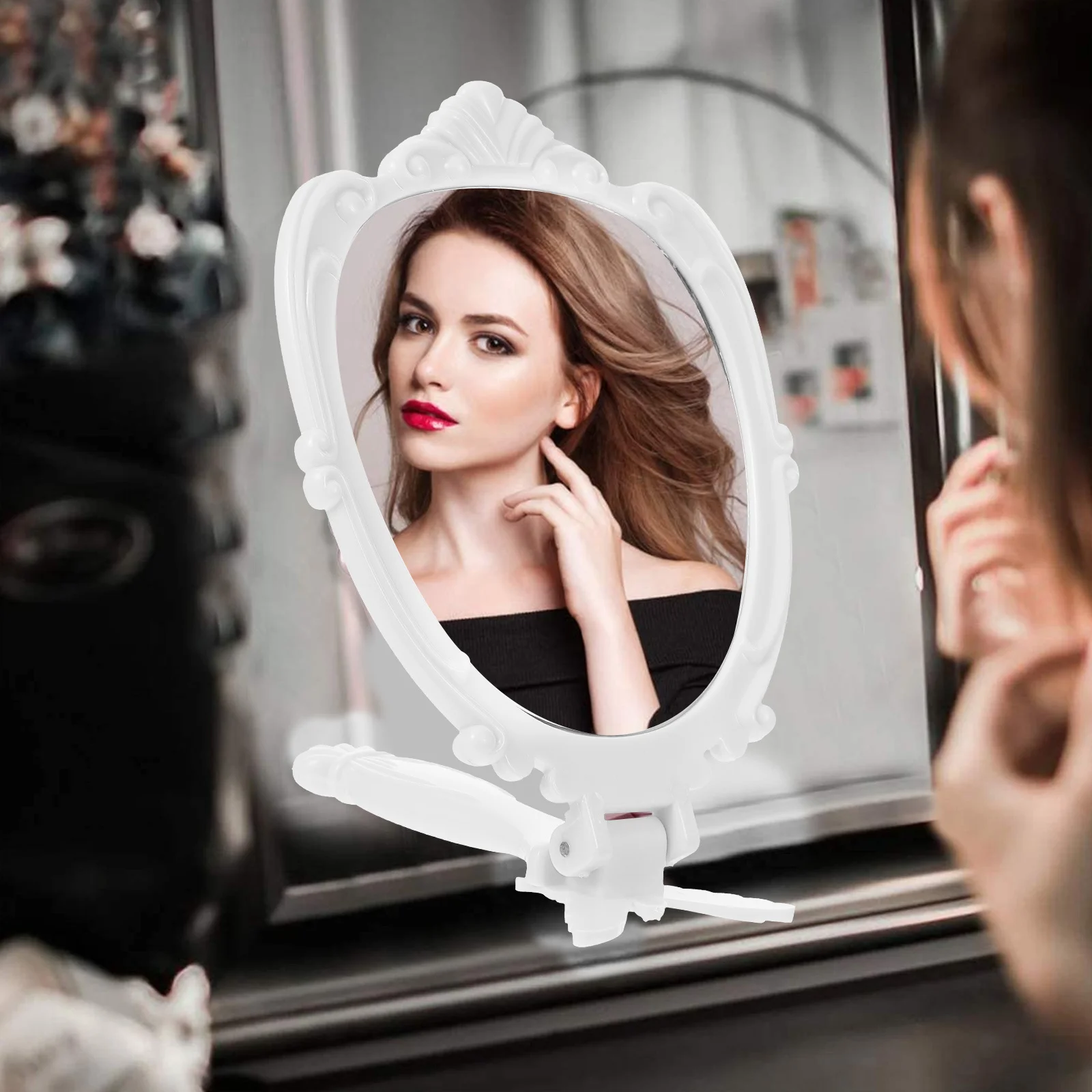 

Stylish Vintage Folding Mirror Easy Carry Makeup Mirror for Travel and Daily Use Exquisite Decorative Finish Bathroom Dresser