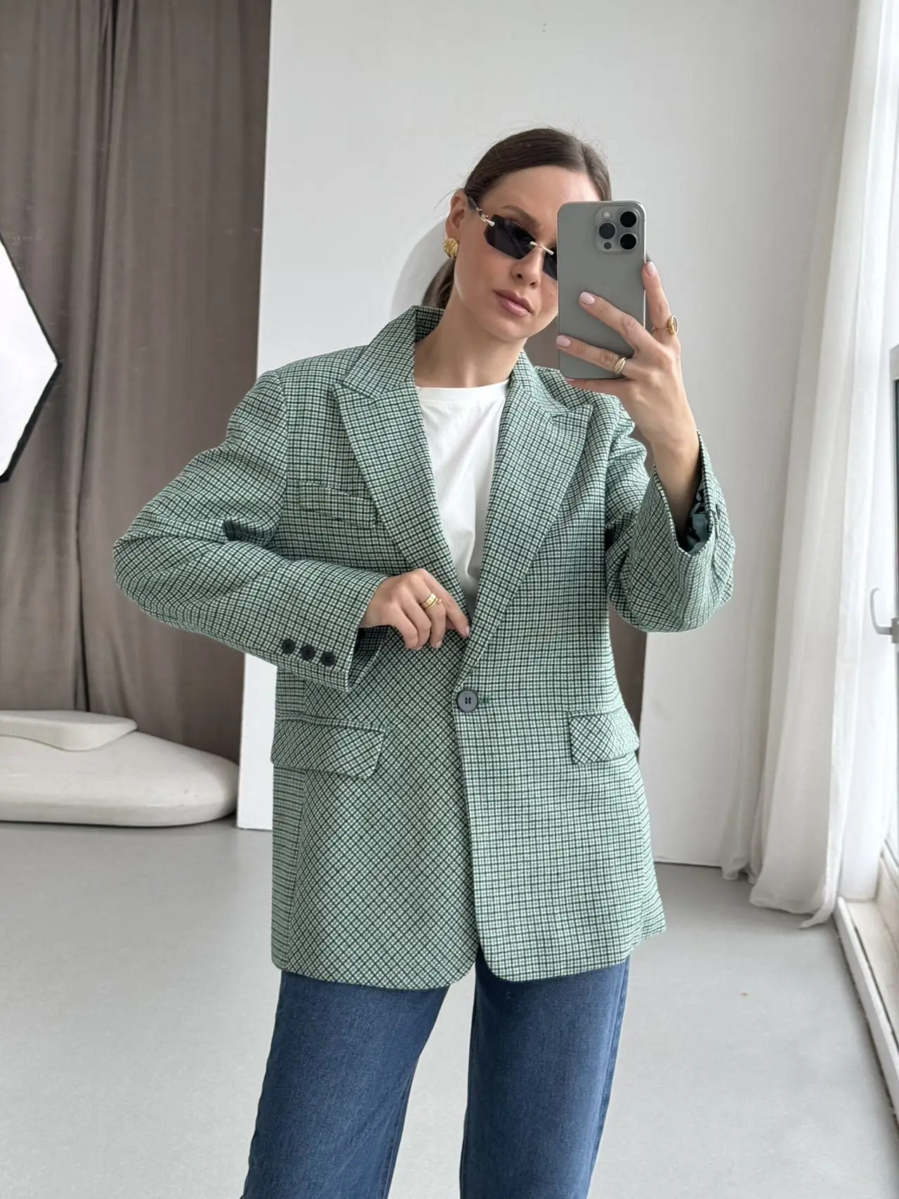 30% woolAutumn 2024 real shot new spot classic green plaid cashmere suit shorts two-piece set