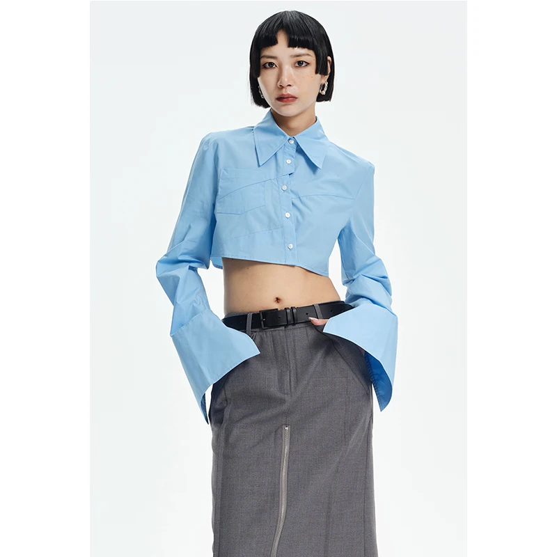 

Женская укороченная блузка TINY с длинными рукавами, асимметричным дизайном, воротником и пуговицами, приталенного кроя