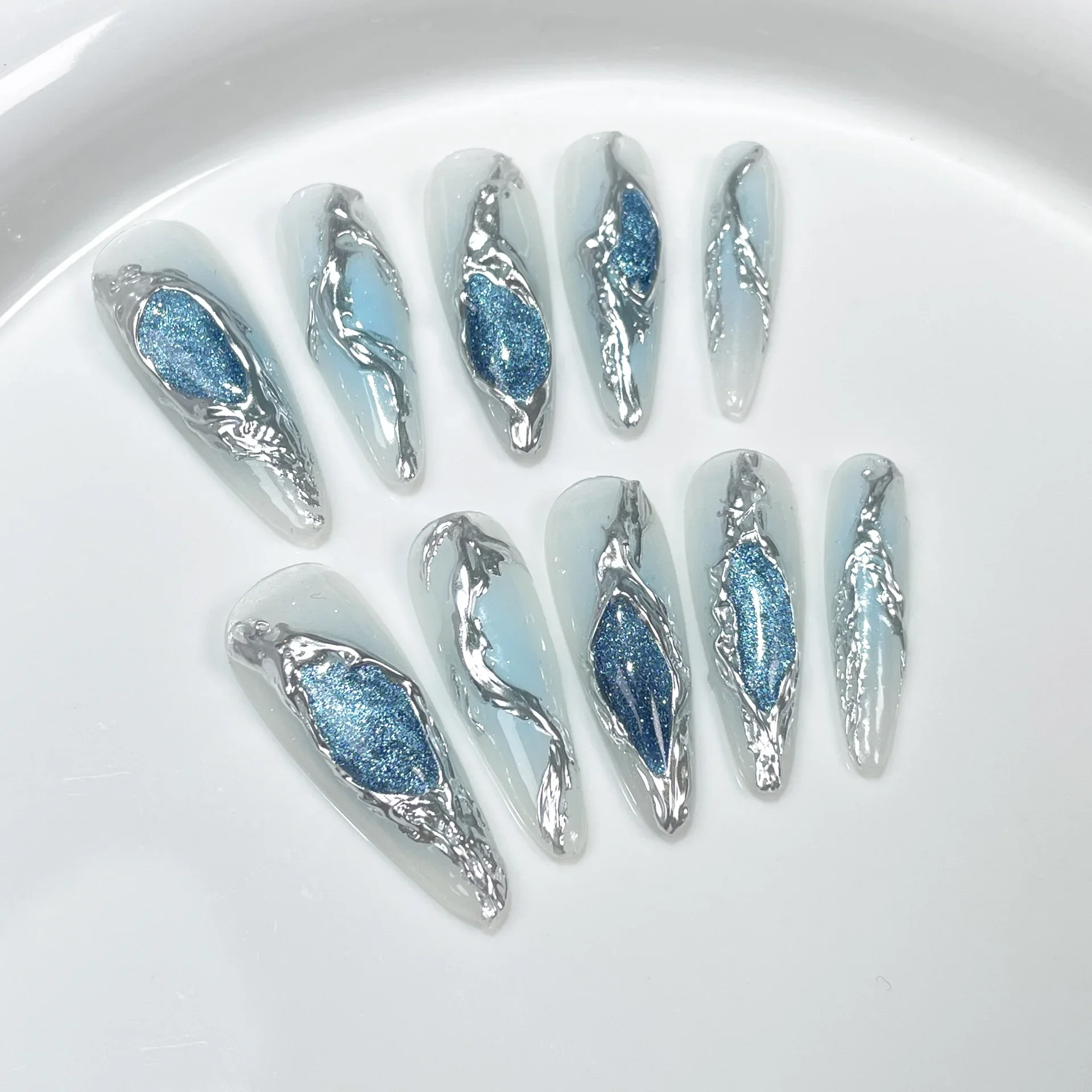 10pcs Hot Girl Ocean Blue Cat Eye Handmade False Nails Long Almond Metal Liquid Design Fake Nail Tips Detachable Press On Nails