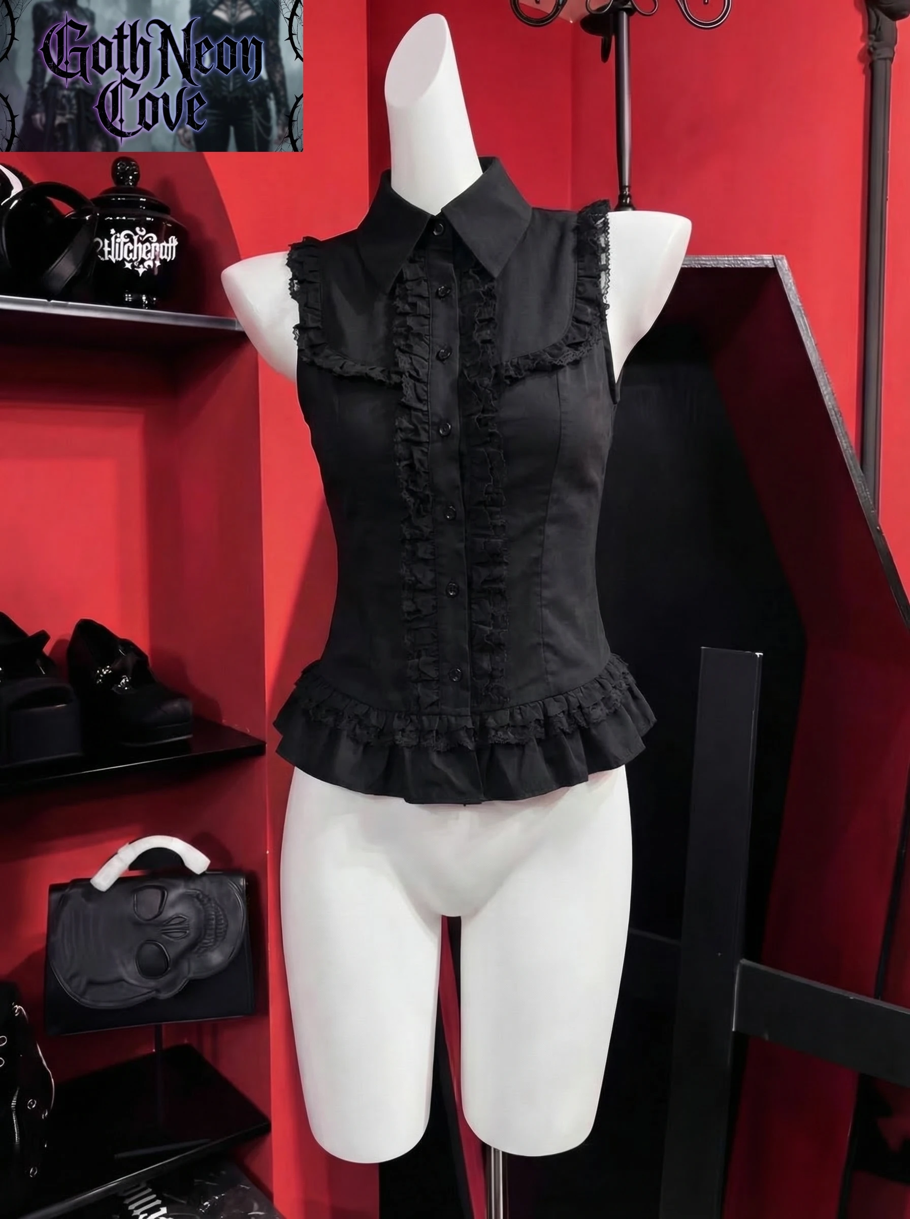 

Summer French Vintage Medieval Short Vest Women's Sleeveless Single Breasted Lapel Collar Top Dark Goth Y2K Aesthetic Court Vest