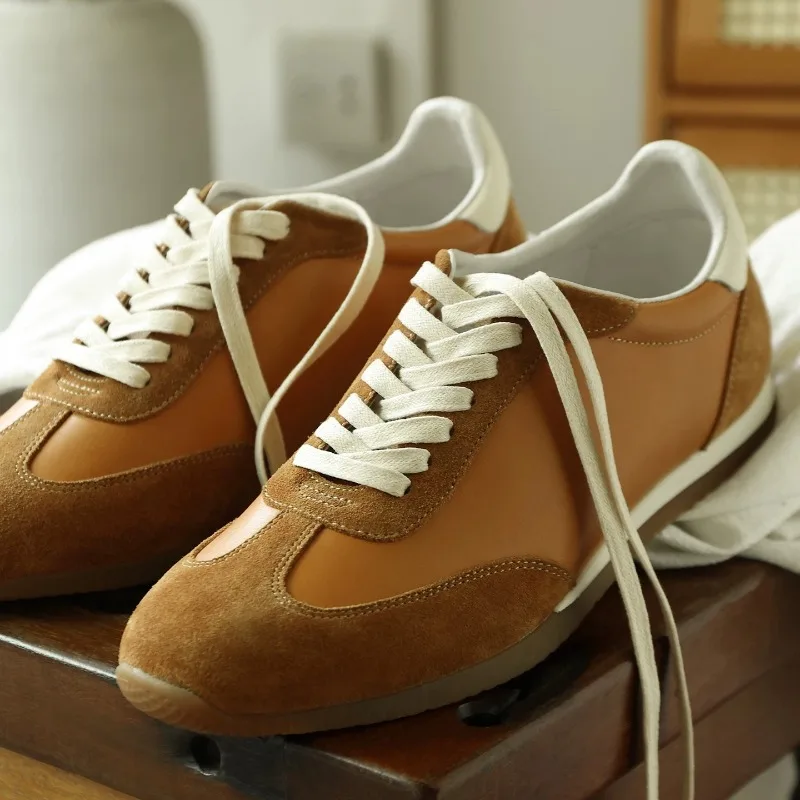 

Luxury Genuine Leather Breathable Soft Soled Commuting Low Top Casual Shoes Men's Round Toe Retro Lightweight Training Shoes