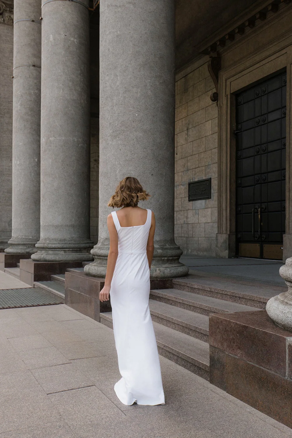 Customized Simple Wedding Dresses Square Neck Bridal Gown Thick Strap Sheath Wedding Gown Backless Civil Bride Dresses