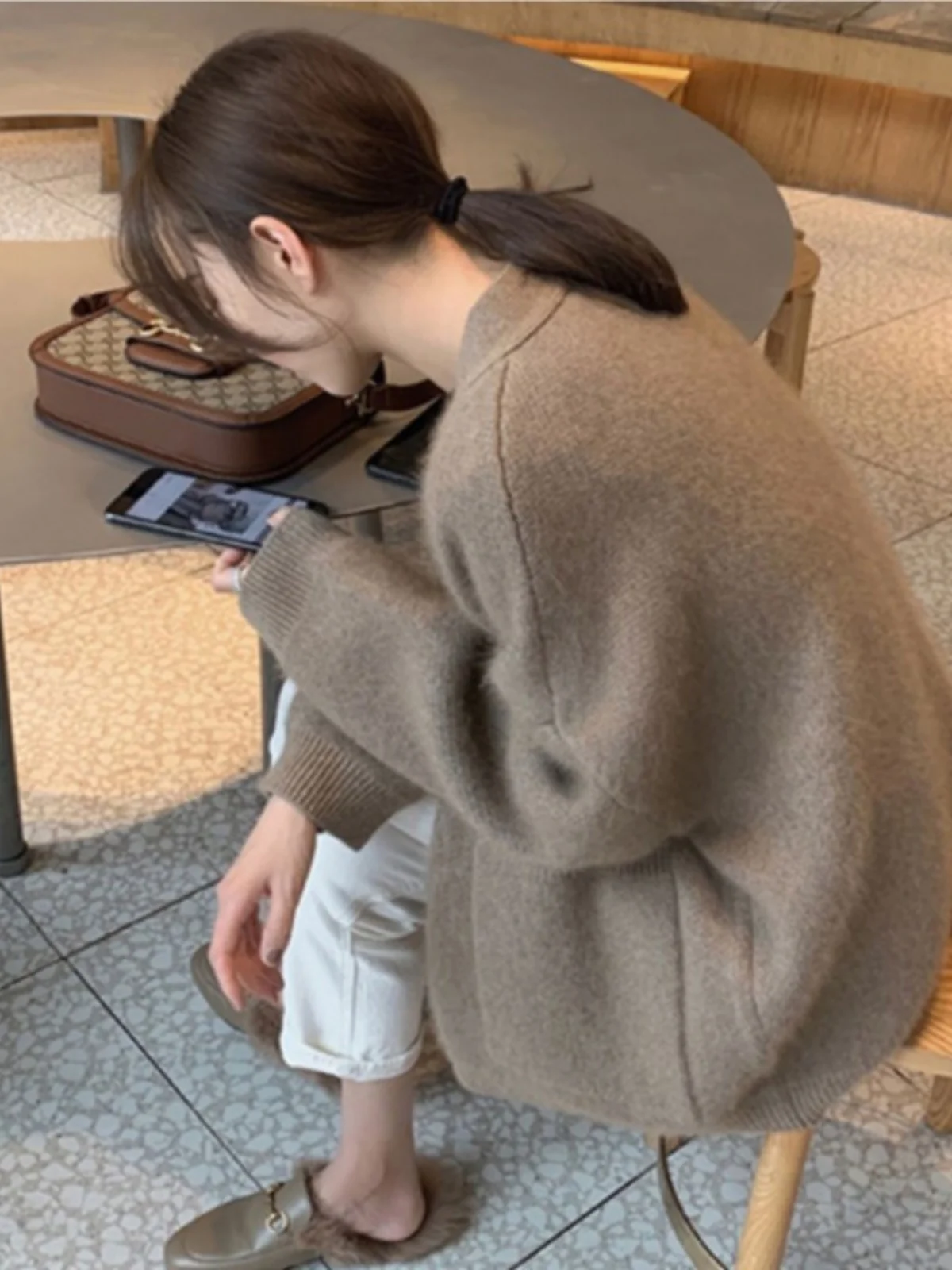 

Lu Bear Fur Woolen Sweater Women's Autumn Winter Thiened Medium Length Knitted Cardigan Soft V-Ne Button up Warm Outerwear