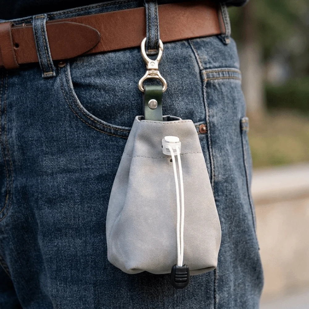 Waterproof PU Pet Training Treat Bag Drawstring Closure Large Capacity Dog Treat Pouch with Hook Leak-proof Food Dispenser Bag