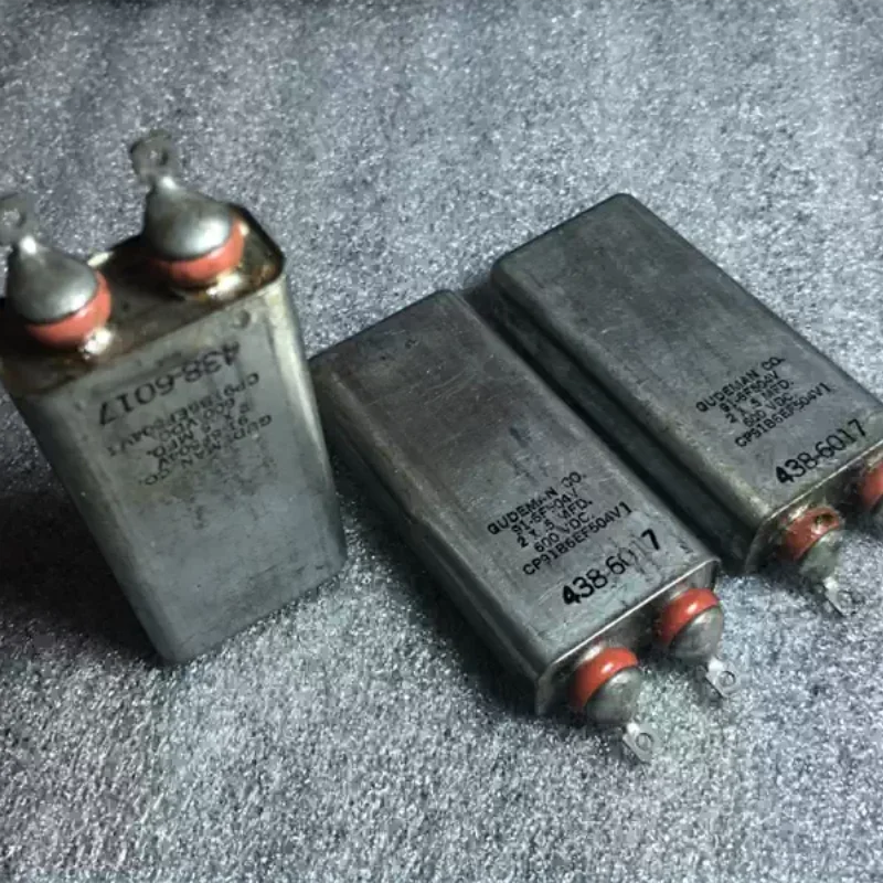 Antique American GUDEMAN 2��0.5UF600V Equivalent 0.47UF Copper Shell Vacuum Tube Coupling Oil-Impregnated Capacitor