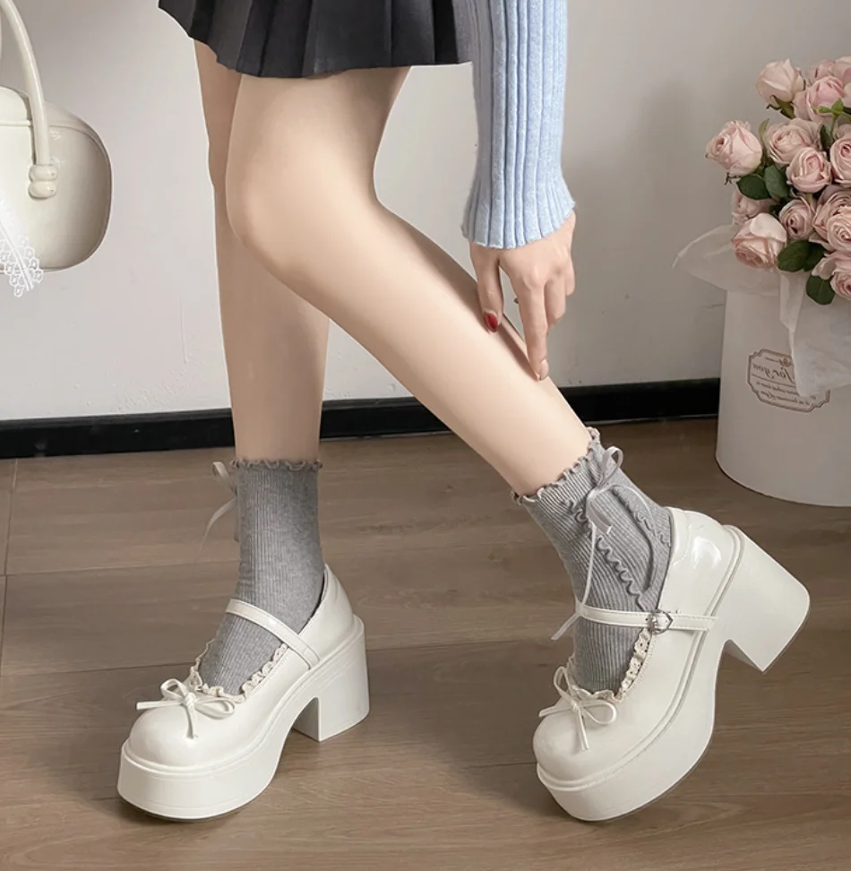 Lolita Patent Leather JK Chunky Heel Shoes Women Sweet Bowknot Platform Mary Jane Shoes Fashion Lace Ruffled Banquet Dress Heels