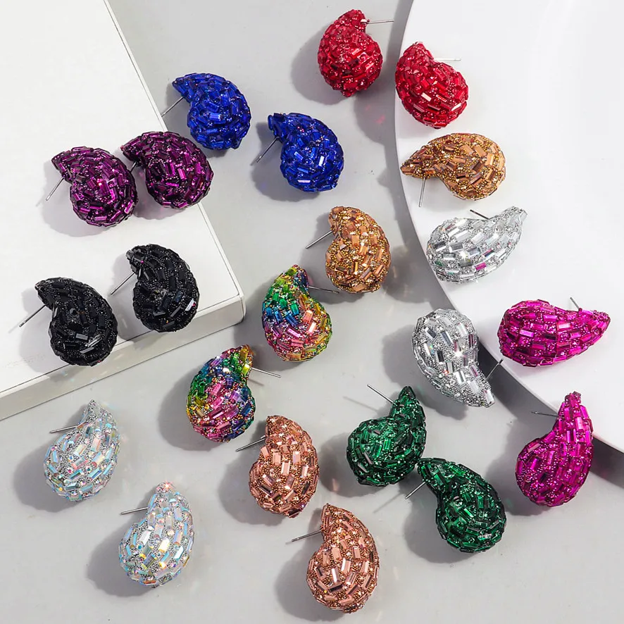 Nowe kolorowe kryształowe kolczyki z grubą kopułą 34 mm Dupes dla kobiet Chubby Water Drop Earring Hoops Fine Wedding Jewelry Lightweight