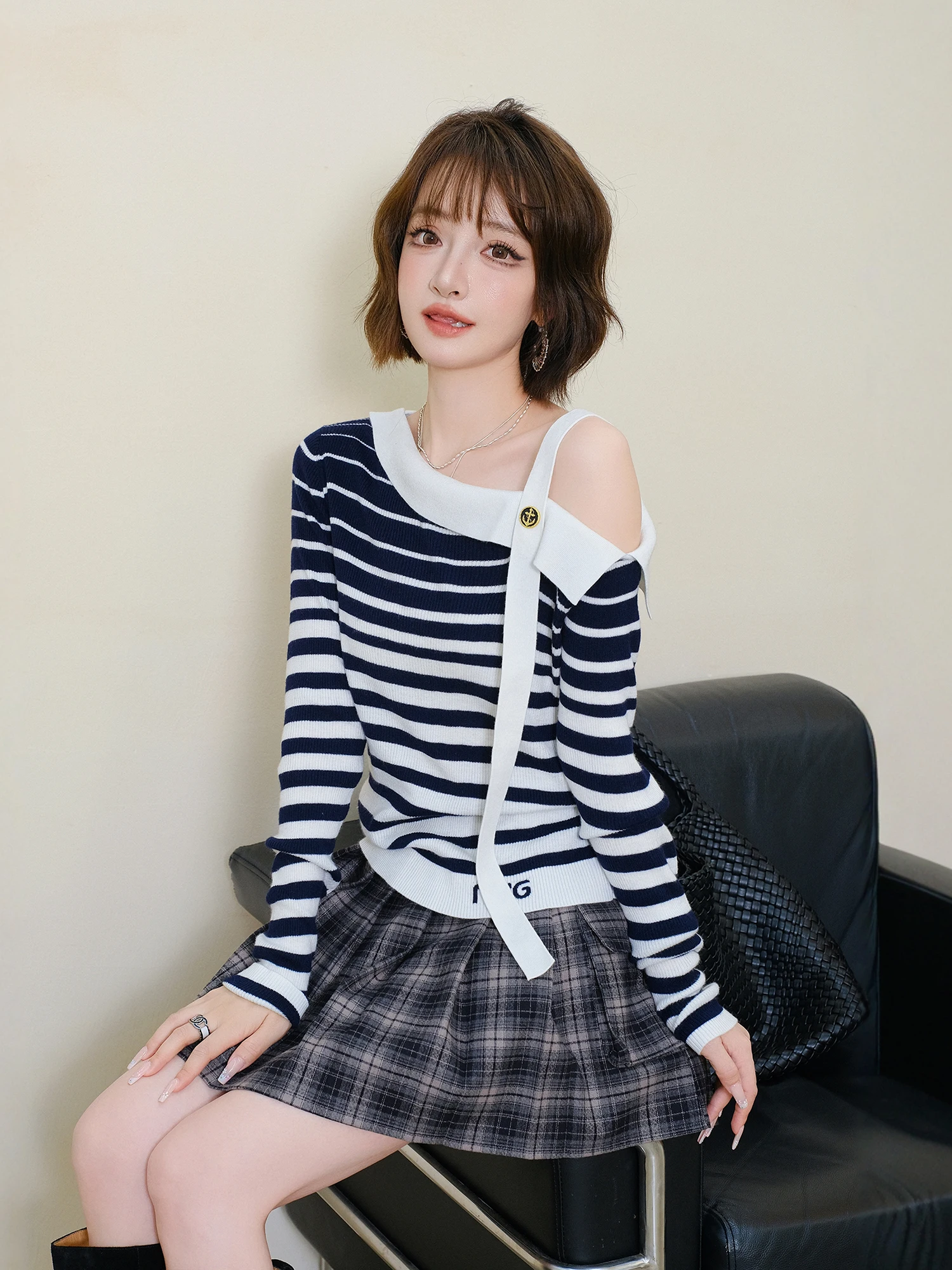 

MIUCO Design Stripe Wool Knitwear Asymmetric Sa Casual Beautiful oulder Exposure Sweater French Sle Long Sve Slim Fit