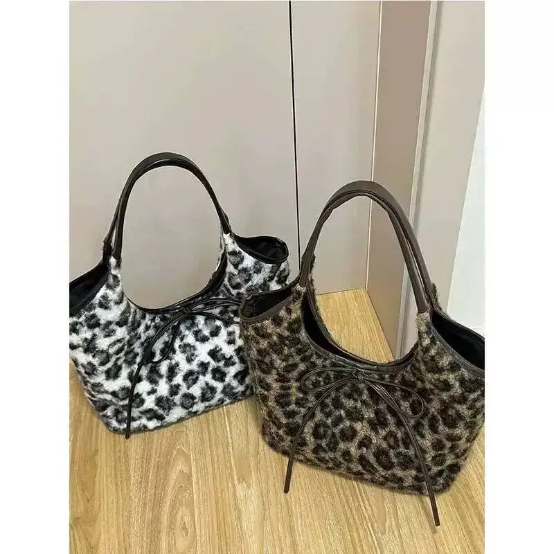 

Bloom Vintage Plush Leopard Print Bucket Women Sweet Cool Hot Girls Bow Y2k Handbag Female Retro Underarm Bag Aesthetic