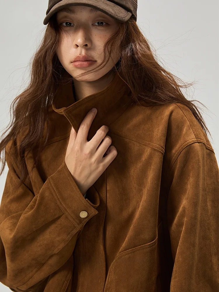 เสื้อแจ็คเก็ตหนังกลับเทียมแบบลำลอง ความยาวสั้น ทรงหลวม ดีไซน์ปกเสื้อแบบลา펠 เสื้อคลุมสำหรับผู้หญิงวัยรุ่น สวมใส่ได้ทุกวัน ปิดด้วยซิป