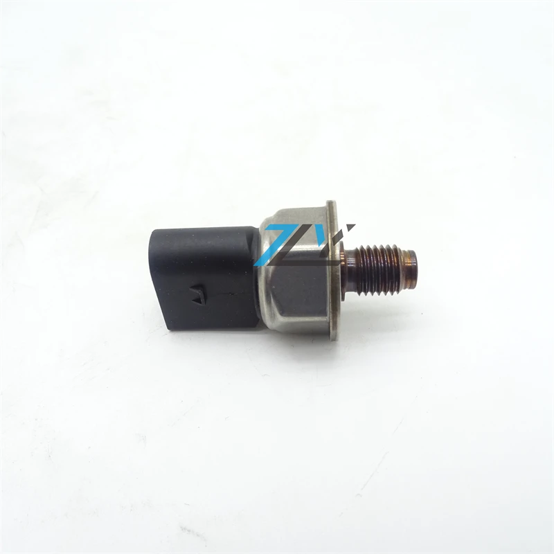

9307Z512A Fuel Rail Pressure Regulator Sensor 55PP07-01 93077508A 04352468416 For Excavator