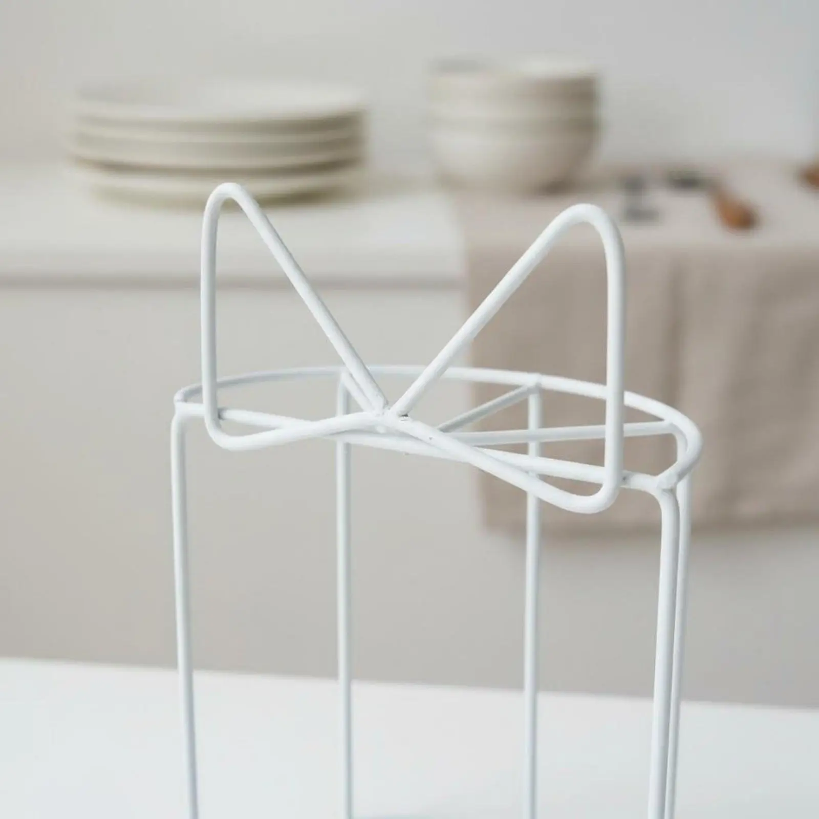 Wrought Iron Cat Ear Dessert Display Stand Minimalist Serving Tray Organizer for Cupcake Pastry Decor