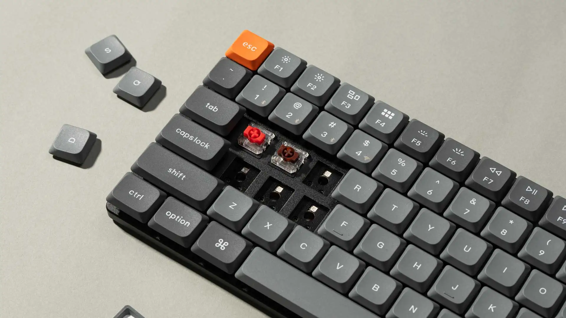 Imagem -03 - Teclado Mecânico sem Fio Max Low Profile Switch Gateron Double-shot Pbt Keycap Qmk Via Via Keychron-k3