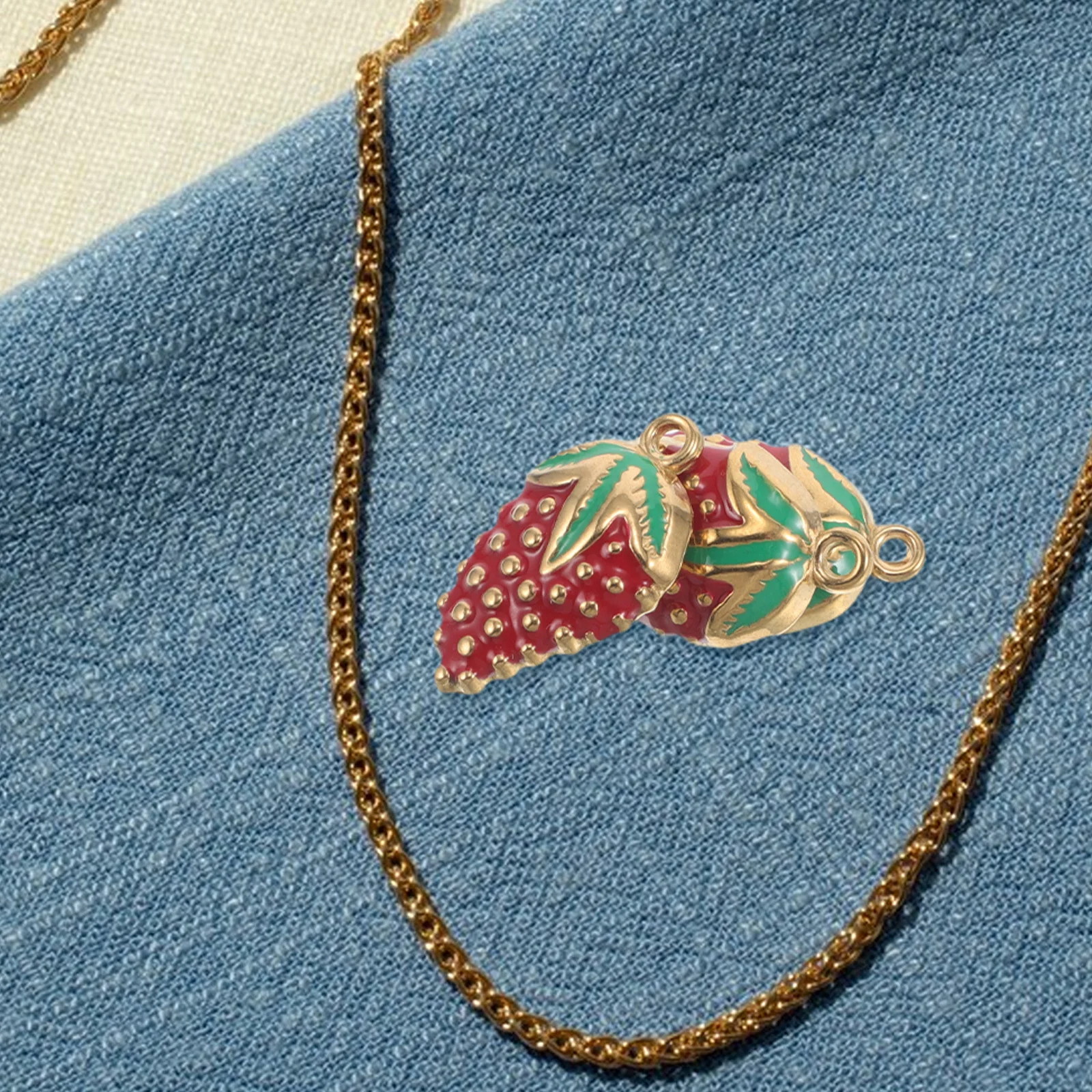4Pcs Enamel Strawberry Pendants Stainless Steel Fruit Charms Flatback Mini DIY Jewelry Making Necklace Bracelet Gifts