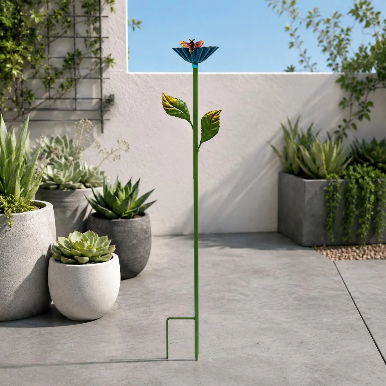 estacion-de-riego-decorativa-de-metal-con-forma-de-abeja-estaca-para-jardin-comedero-para-pajaros-resistente-a-la-intemperie