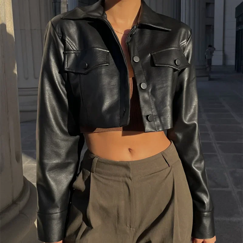 Neu im Herbst, sexy Streetwear, schwarze kurze Lederjacke für Frauen, 20224, schlanker Umlegekragen, einreihiger Crop-Outer