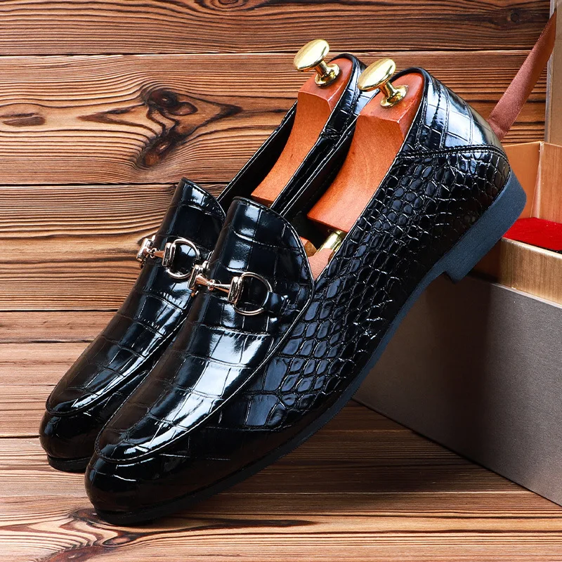 

new men's leather shoes, loafers men casual shoes men cross-border big yards pointed shoes wholesale