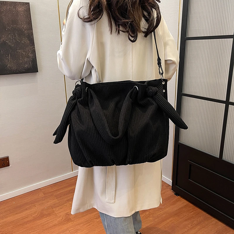 

Элегантная женская кожаная роскошная классическая модельерская сумка через плечо для повседневного шикарного внешнего вида