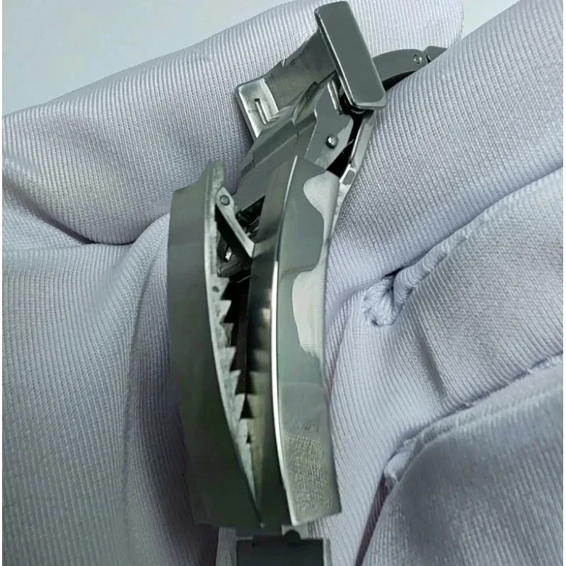 For Rolex Submarine…