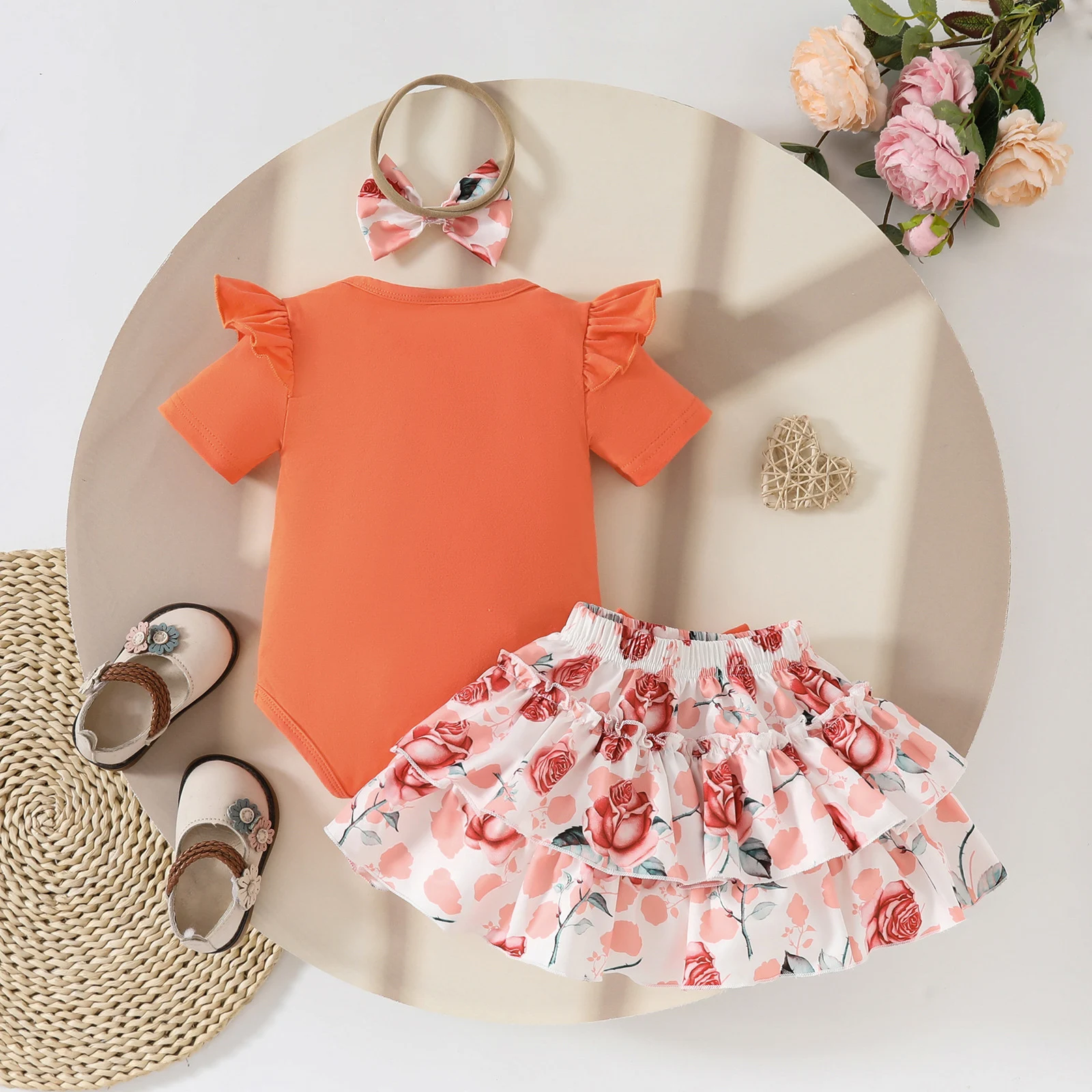 Kleinkind Baby Mädchen Kleidung Süßes Sommer Set Kurze ärmellose Rüschen Strampler mit Blumenröcken Urlaub Geburtstag Party Alltagskleidung