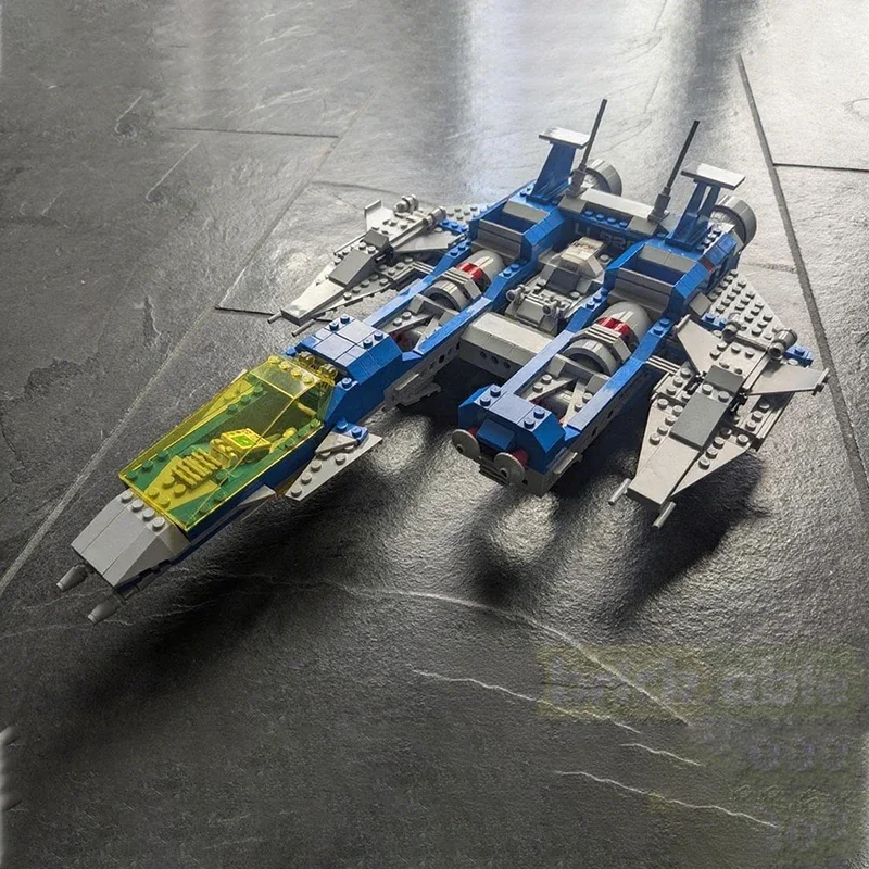 

848pcs MOC Galaxy Sentinel Building Blocks Christmas Gift Inspires Unlimited Creativity For Creative Builders